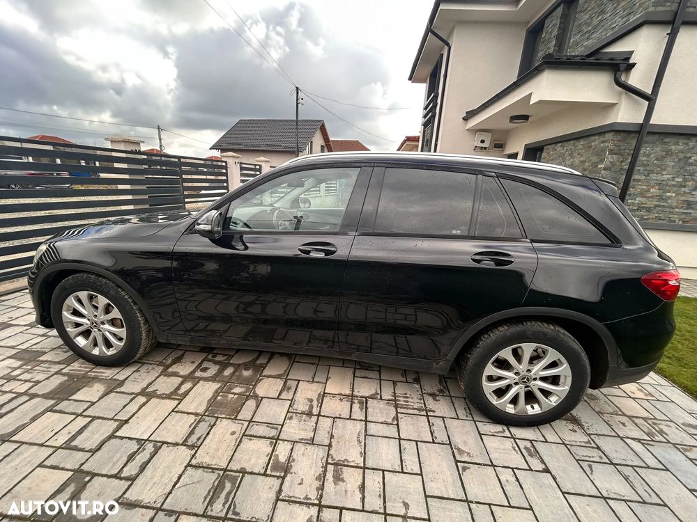 Mercedes-Benz GLC - 9