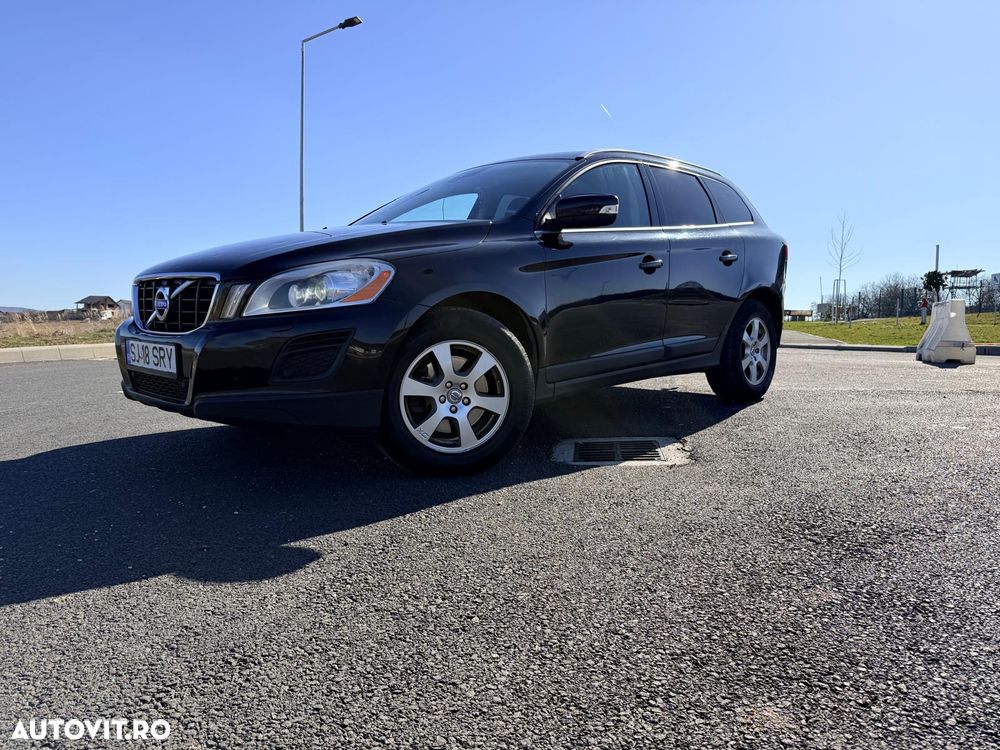Volvo XC 60 D3 AWD Aut. Momentum - 1