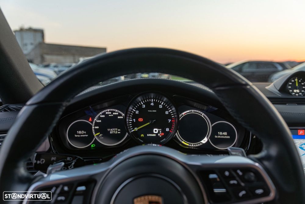 Porsche Panamera Sport Turismo 4 E-Hybrid - 28