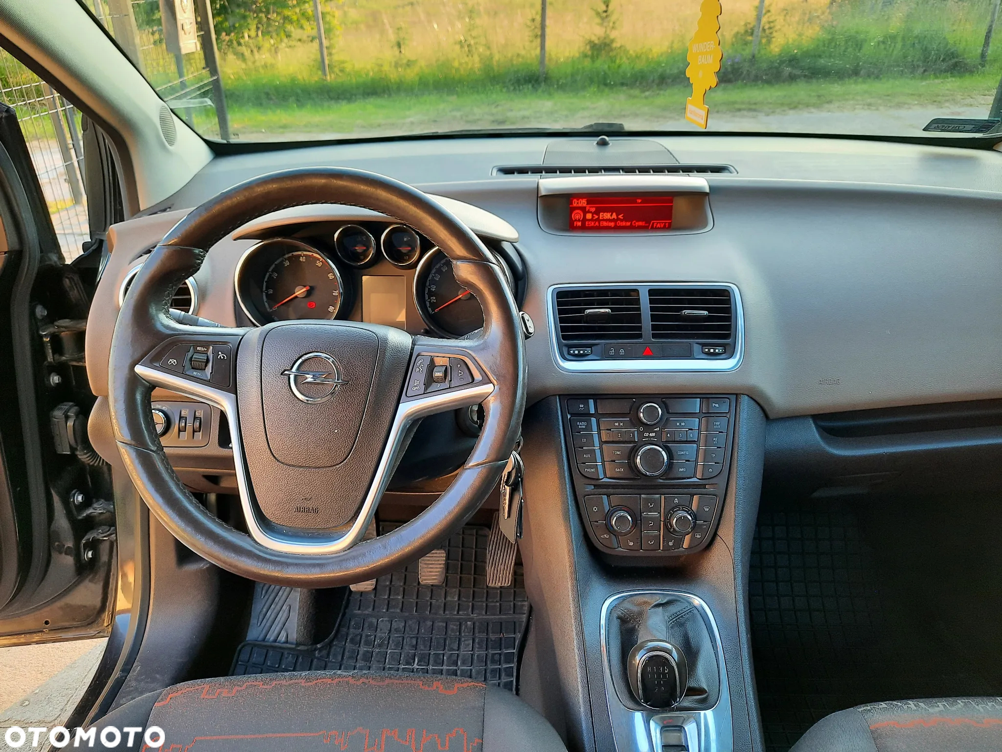 Opel Meriva 1.4 T Essentia - 11