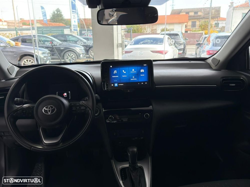 Toyota Yaris Cross 1.5 HDF Comfort Plus - 7