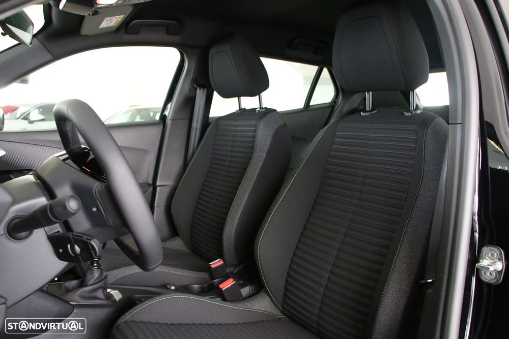 Peugeot 2008 1.2 PureTech Active - 20