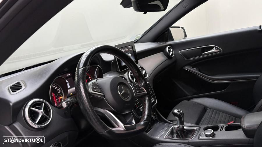 Mercedes-Benz CLA 200 d Shooting Brake AMG Line - 8