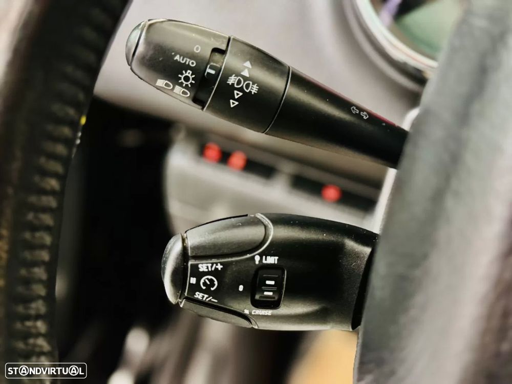 Peugeot 5008 1.6 BlueHDi Style - 33