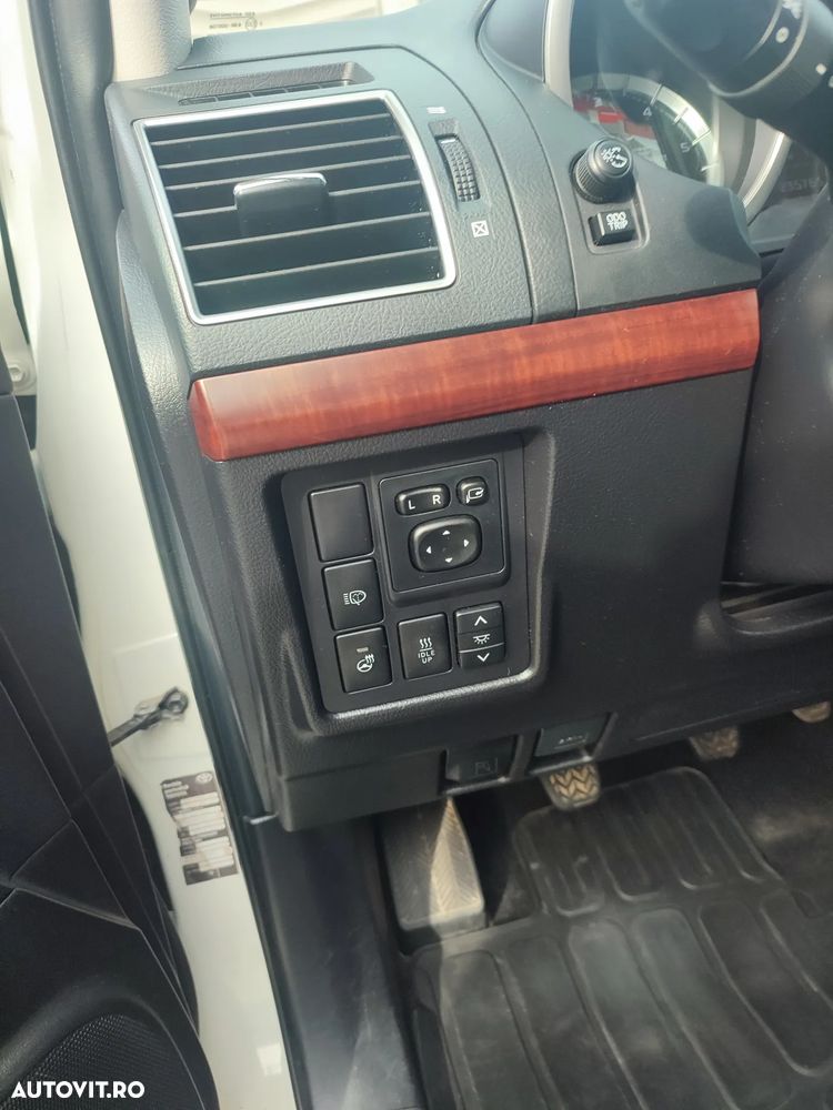 Toyota Land Cruiser 2.8l Turbo D-4D Executive - 8