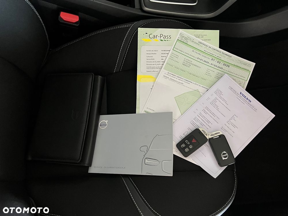 Volvo V40 - 36