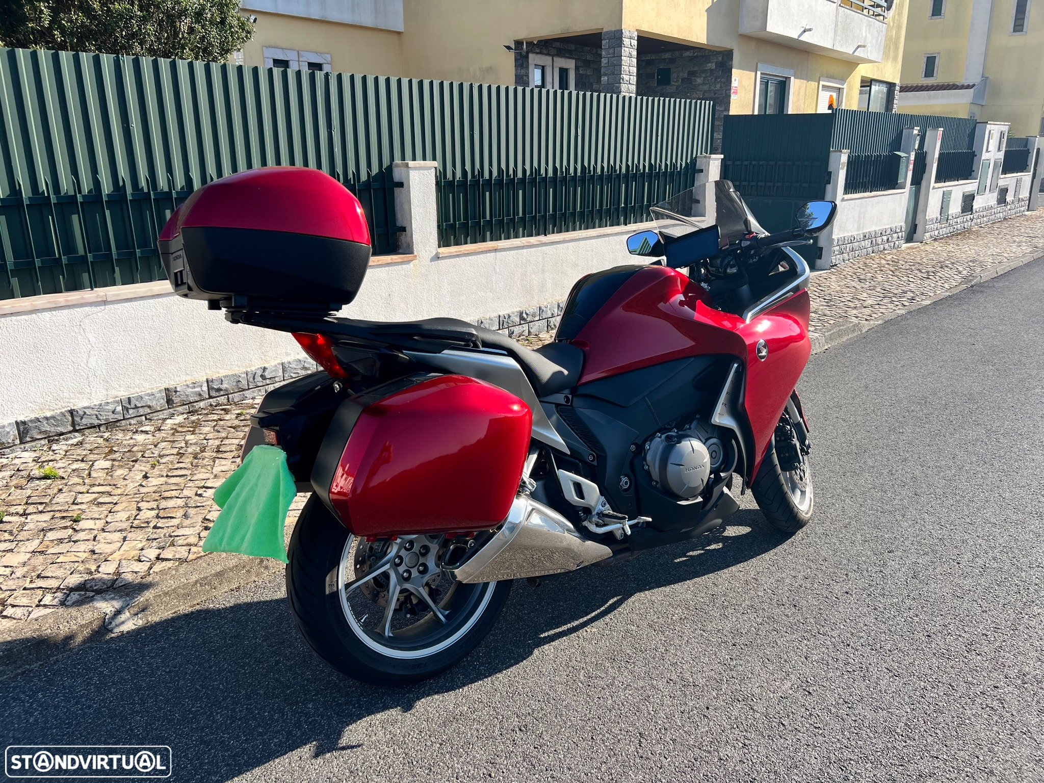 Honda VFR VFR 1200 F - 5