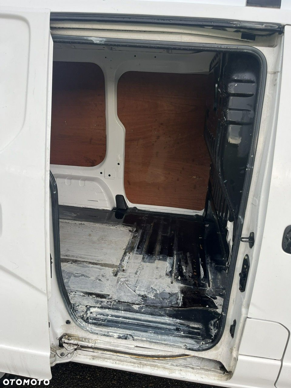 Nissan NV200 - 12