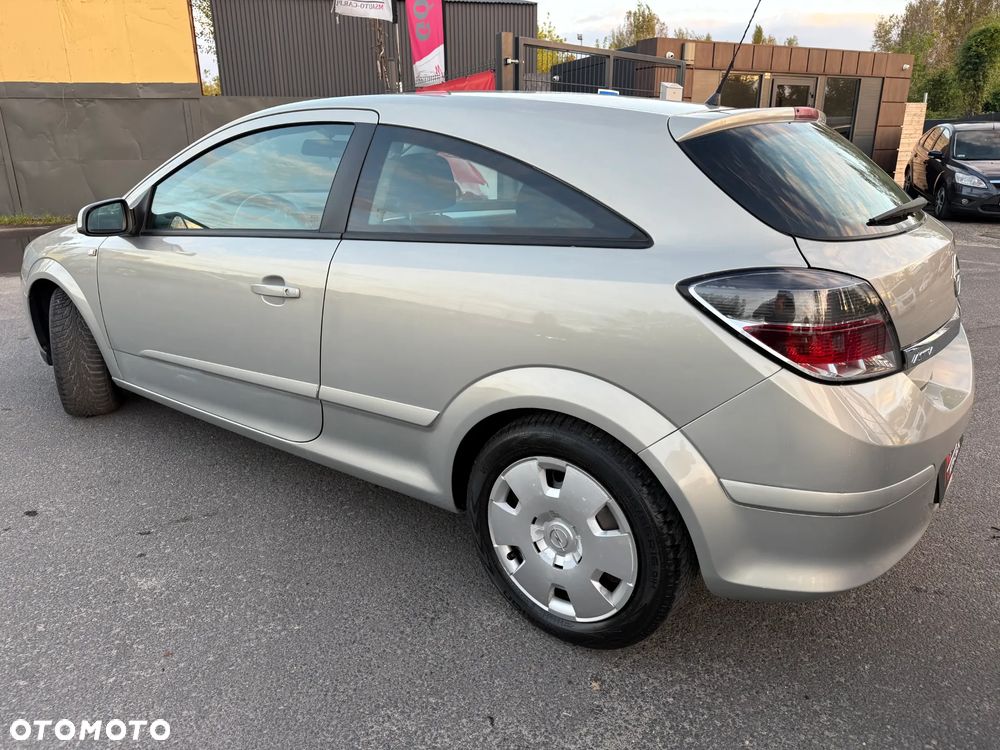 Opel Astra III GTC 1.6 Enjoy - 5