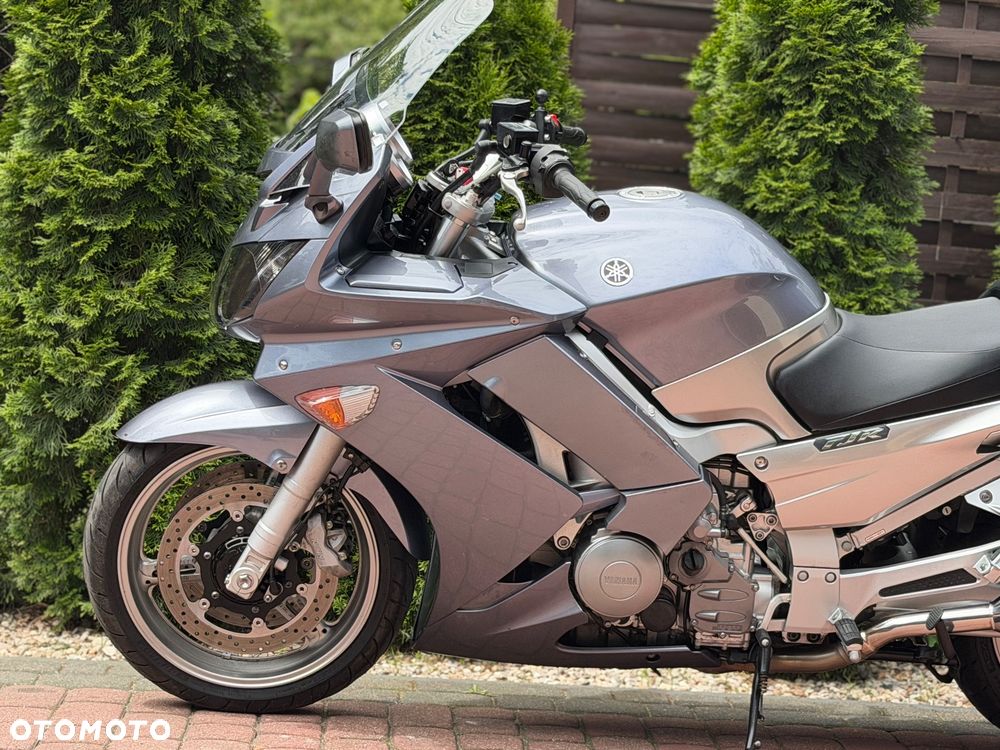 Yamaha FJR - 18