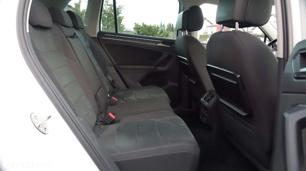Volkswagen Tiguan - 29