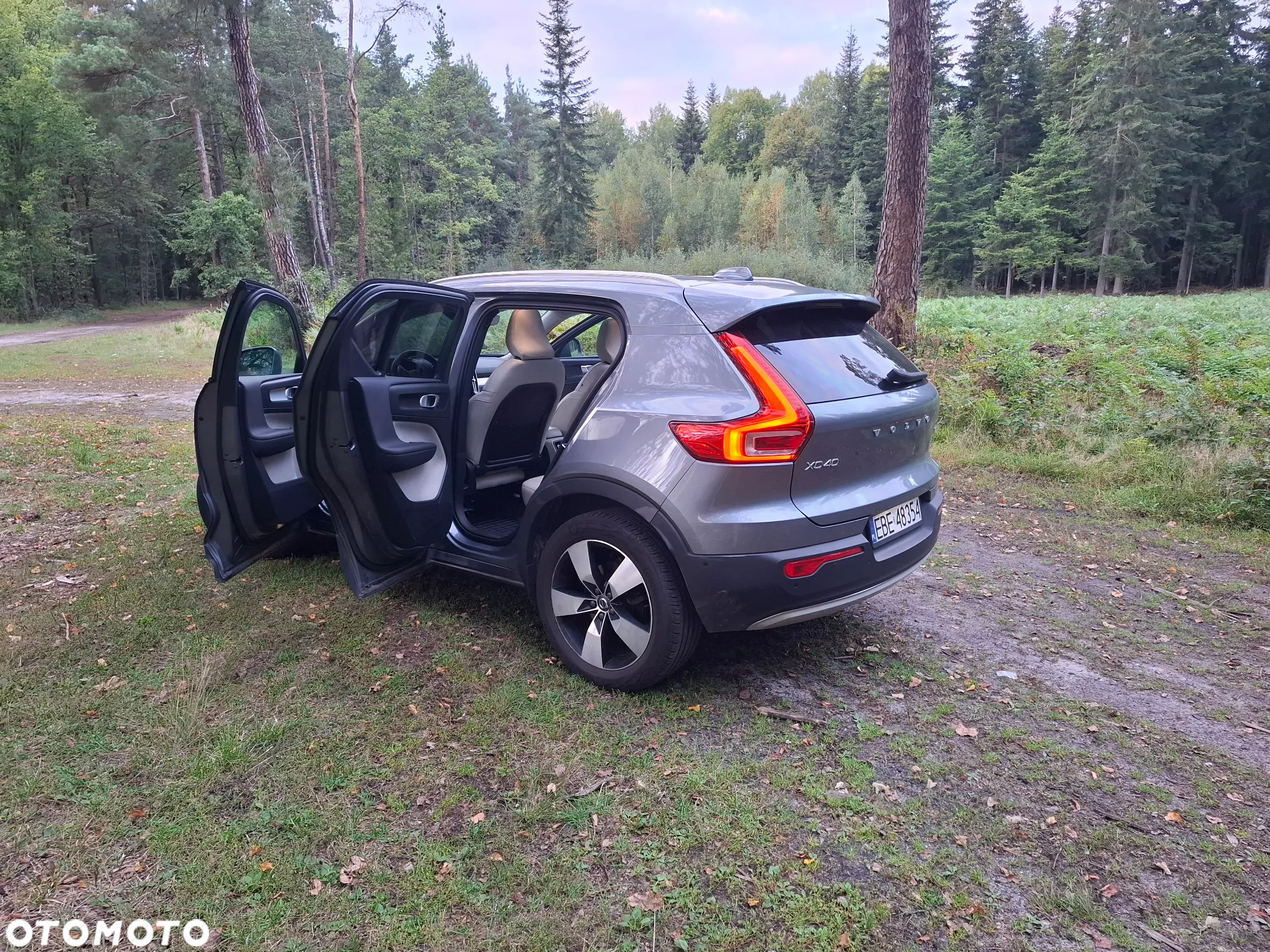 Volvo XC 40 T5 AWD Geartronic Momentum Pro - 12