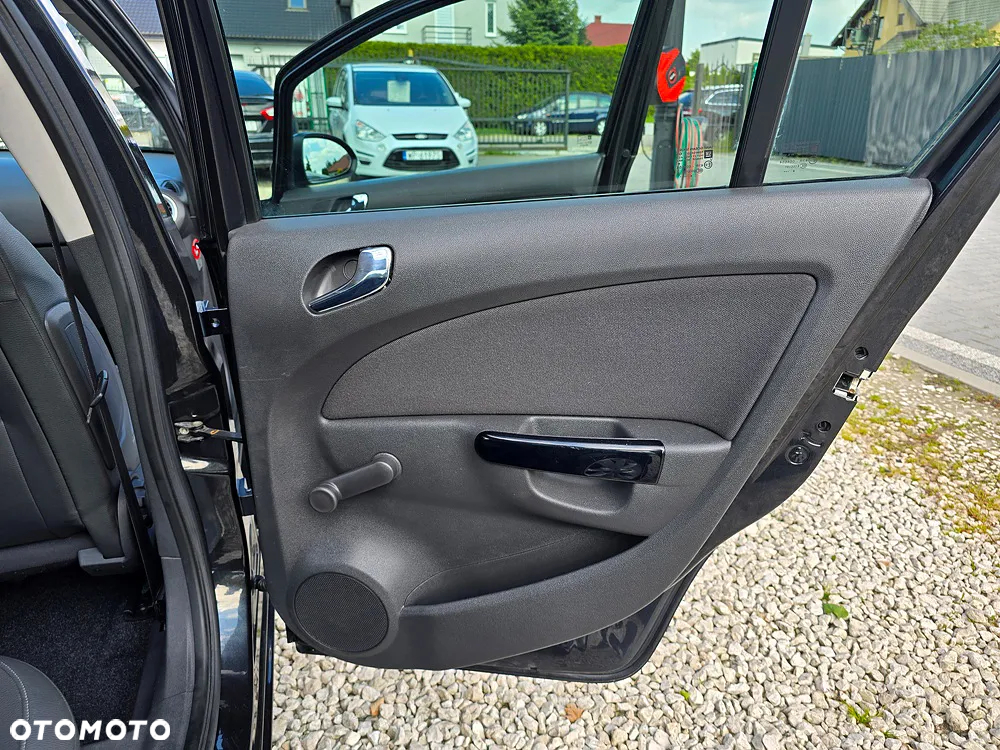 Opel Corsa 1.3 CDTI Cosmo - 22