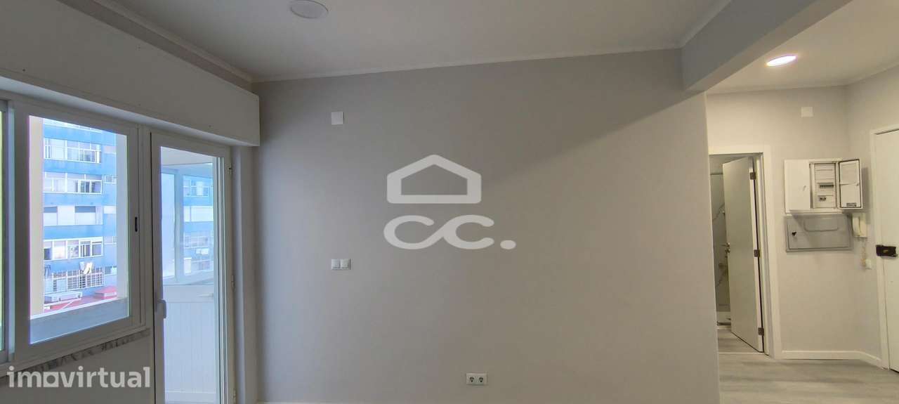 Apartamento T1 Amadora - Grande imagem: 2/42