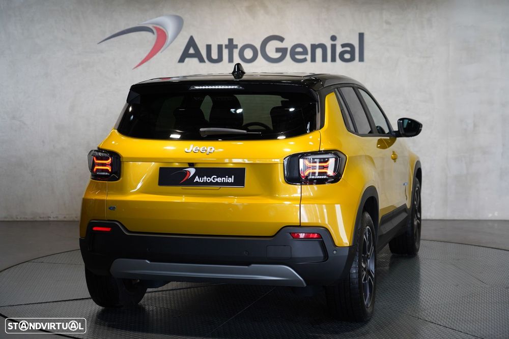 Jeep Avenger 54 kWh Summit - 2