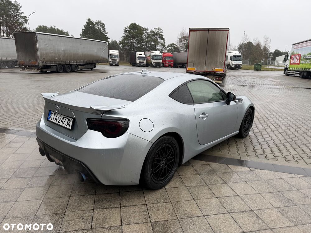 Toyota GT86 2.0 Premium EU6 - 5