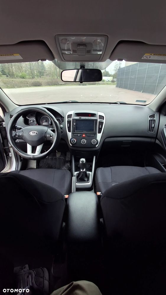 Kia Ceed 1.6 Comfort - 11