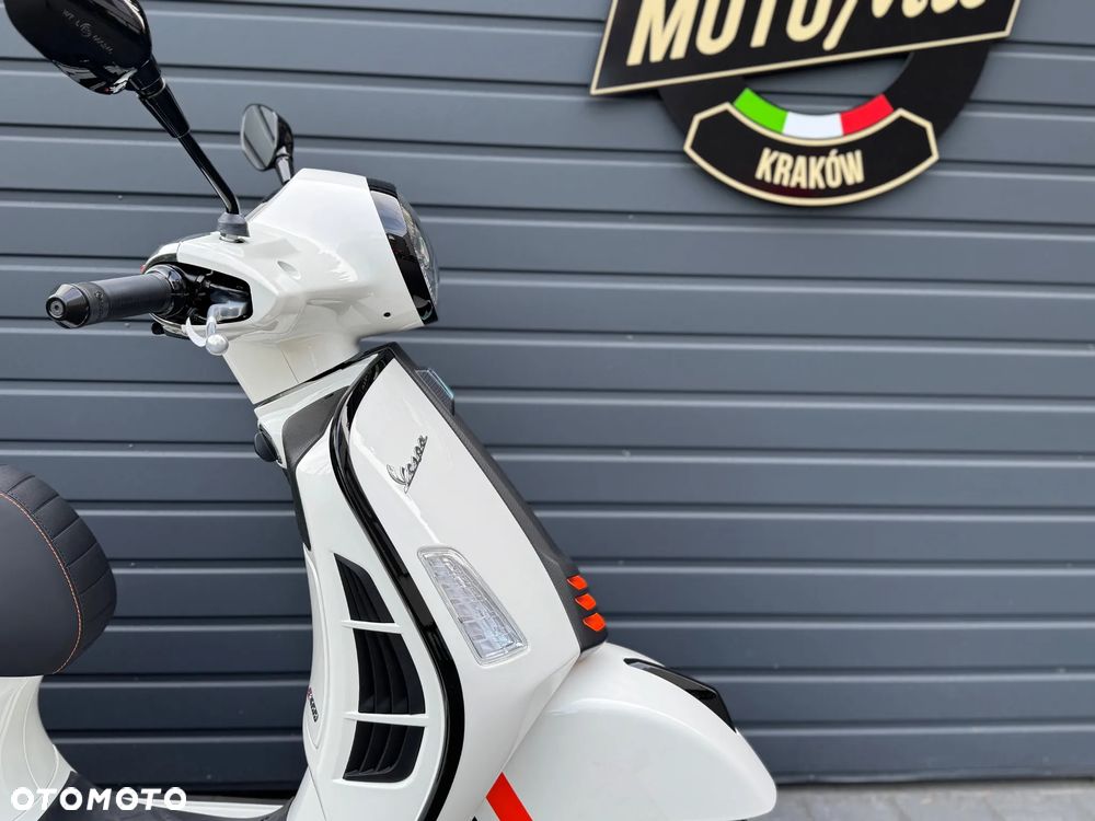 Vespa GTS - 6