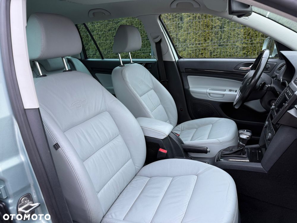 Skoda Octavia 2.0 TDI DPF L&K DSG - 20