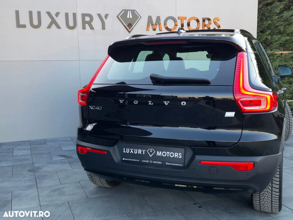 Volvo XC 40 T5 Recharge DKG RDesign Expression - 35