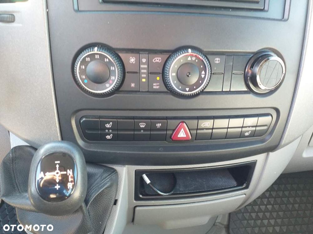 Volkswagen Crafter Tikro 4 - Osobowy - 16