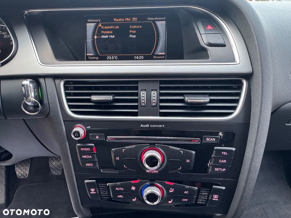 Audi A4 Avant 2.0 TDI - 27