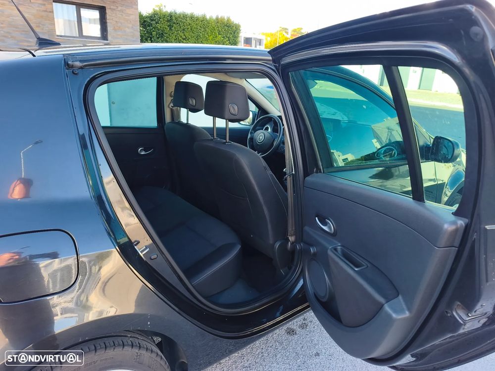 Renault Clio 1.2 16V Dynamique S - 15