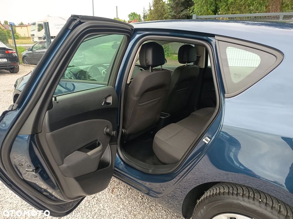 Opel Astra 1.6 Automatik Edition - 32