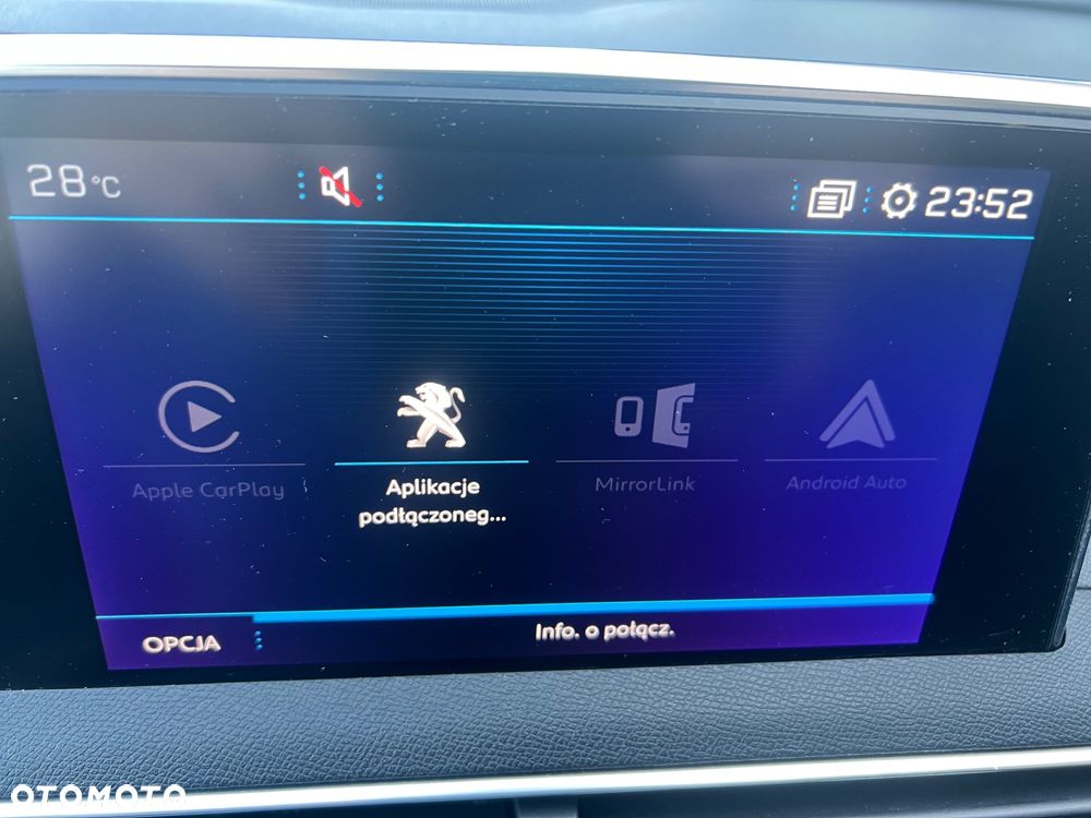 Peugeot 3008 1.6 BlueHDi Allure S&S EAT6 - 26
