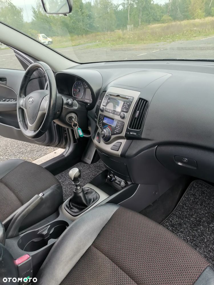 Hyundai i30 - 11