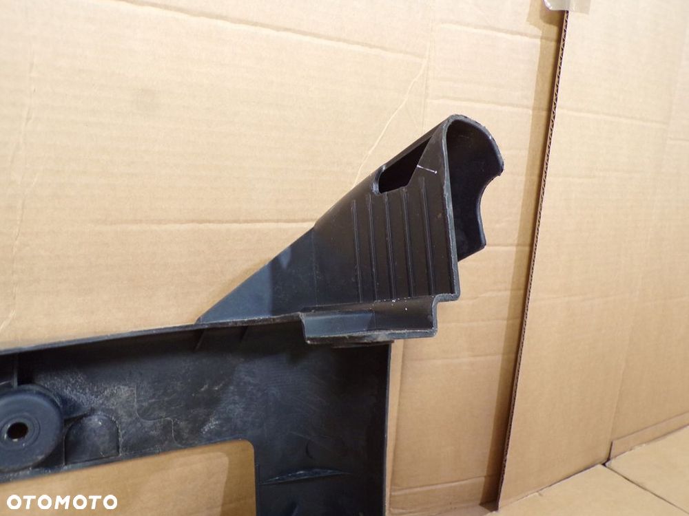 MASTER 3 10- ŚLIZG ZDERZAKA TYLNEGO PRAWE ORYGINAŁ WERSJA DO STOPNIA - 3