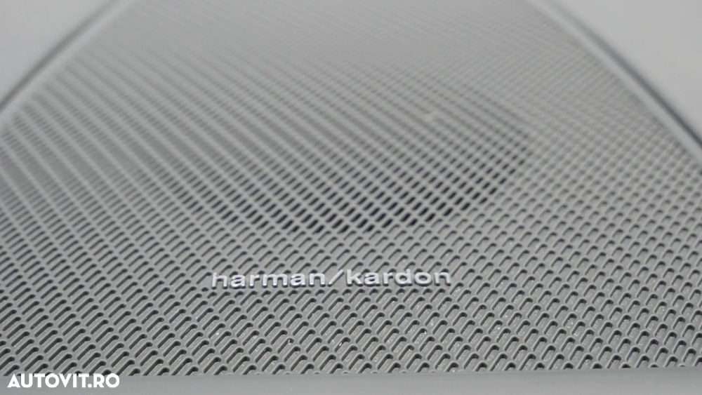 Volvo XC 60 T8 Twin Engine AWD R-Design - 36