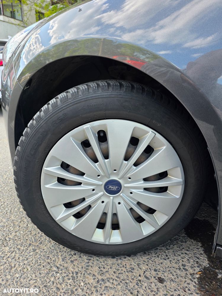 Ford Focus - 21