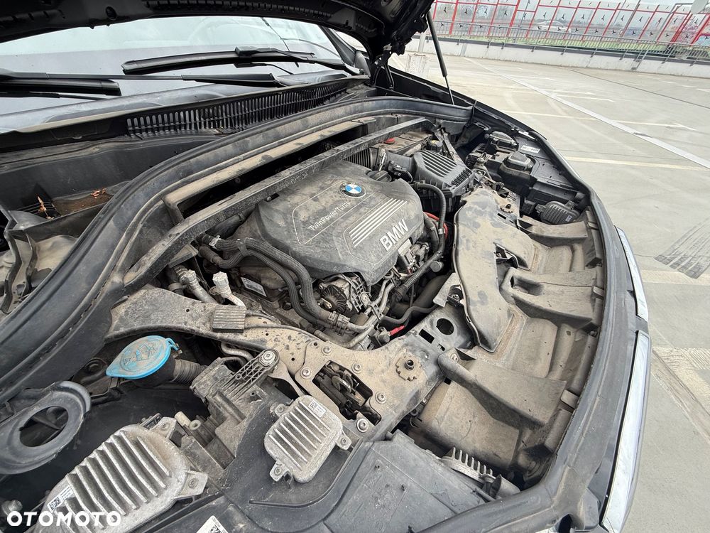 BMW X1 xDrive18d - 10