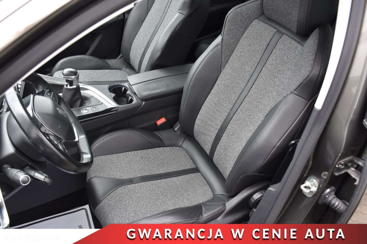 Peugeot 3008 1.5 BlueHDi Allure S&S - 11