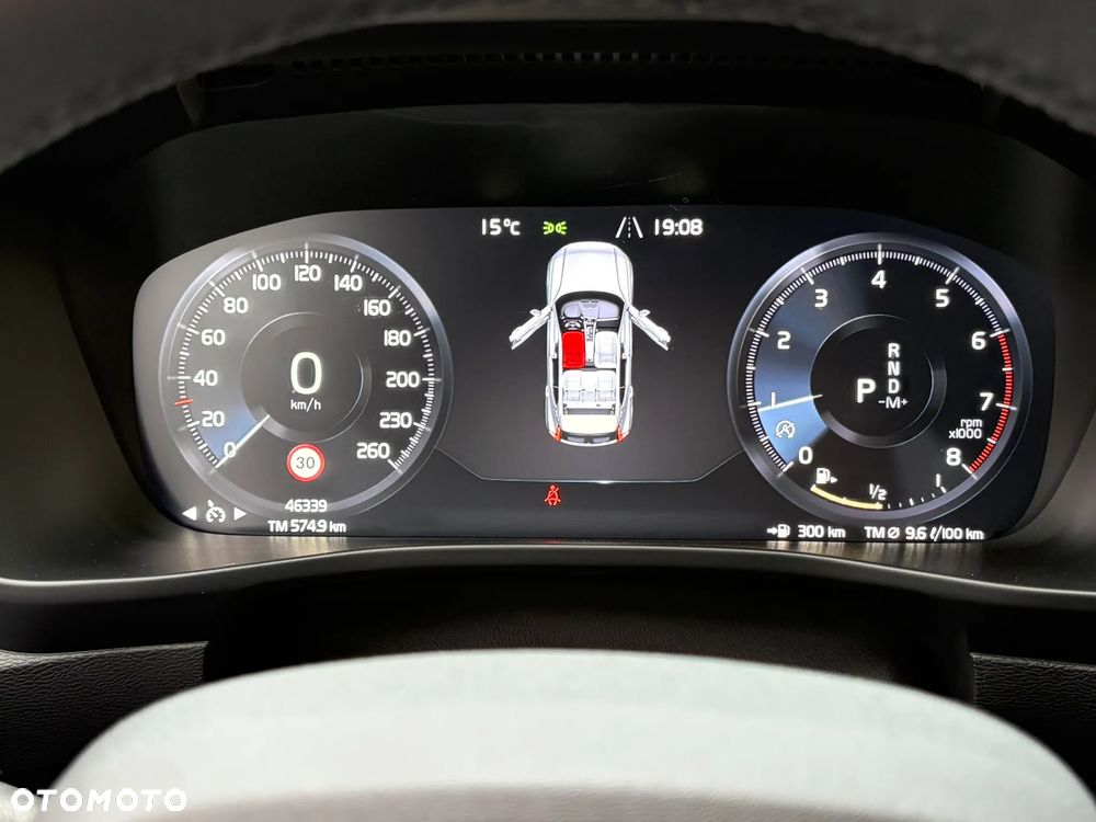 Volvo XC 40 T3 R-Design - 19