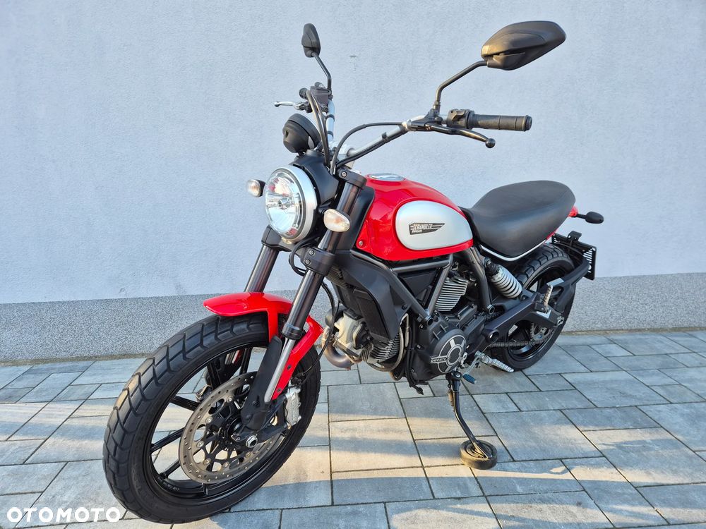 Ducati Scrambler - 1