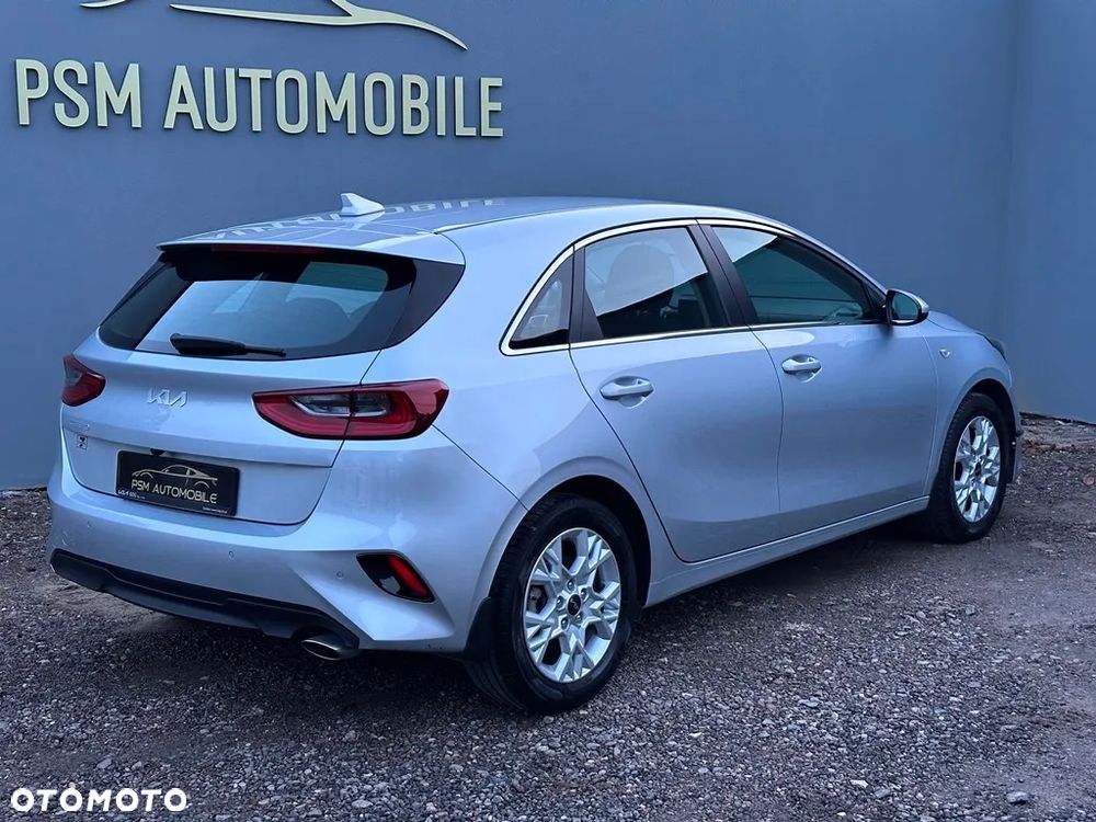 Kia Ceed 1.5 T-GDI M - 8