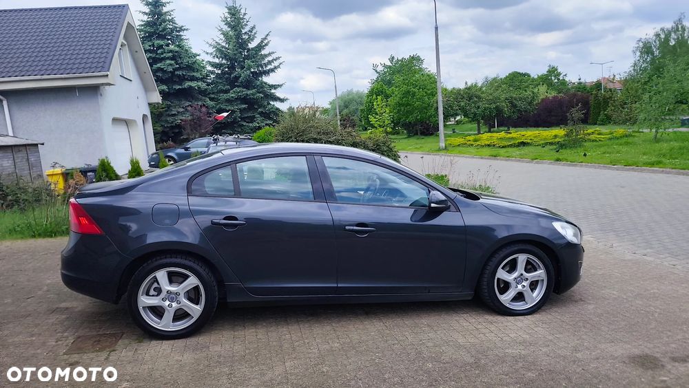 Volvo S60 D3 Geartronic Summum - 9