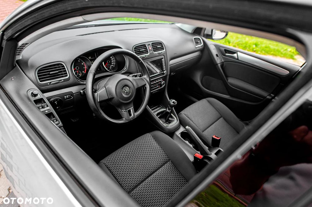Volkswagen Golf 1.6 Highline - 21