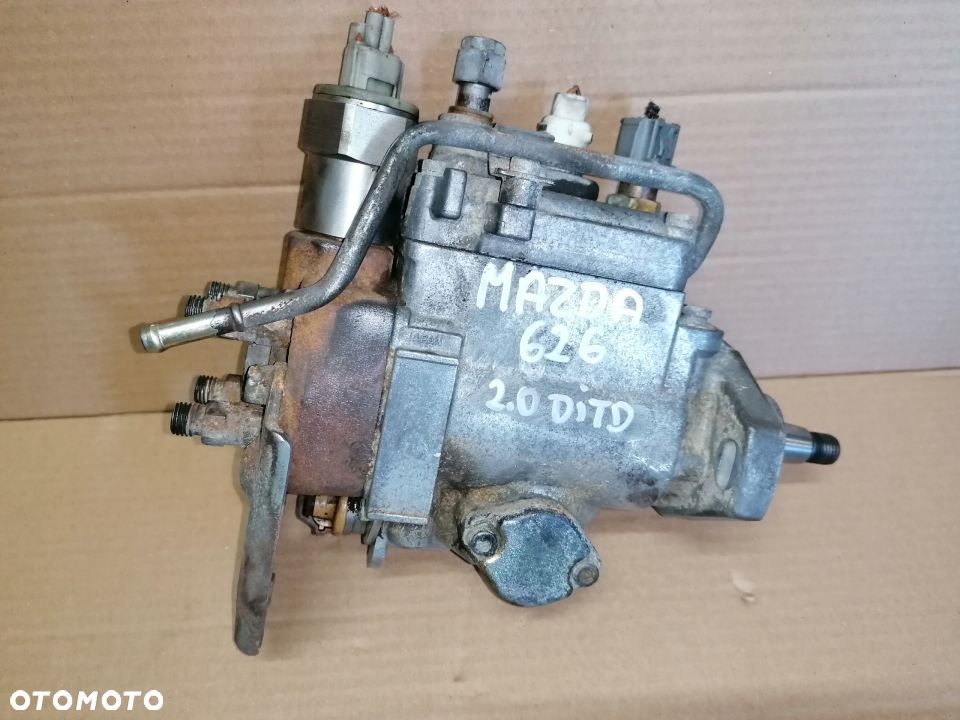 POMPA WTRYSKOWA MAZDA PREMACY 323 626 2.O D RF4F - 2