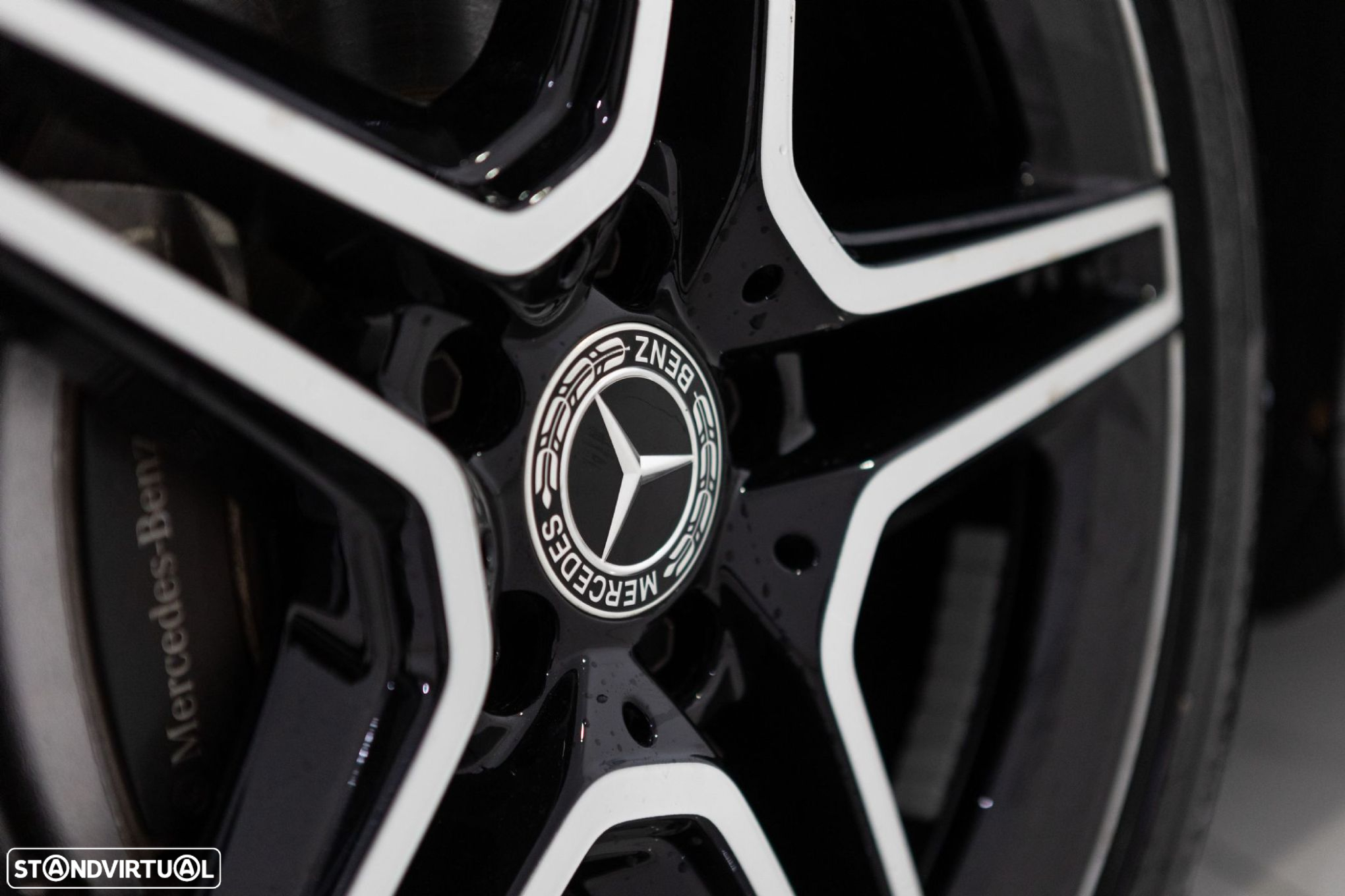 Mercedes-Benz A 180 7G-DCT Advanced AMG Line - 10