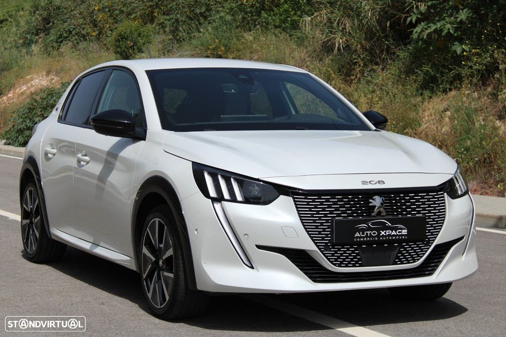 Peugeot e-208 50 kWh GT Pack - 7