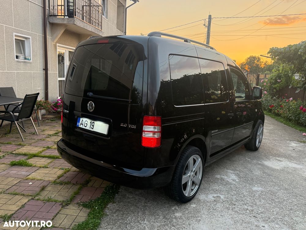 Volkswagen Caddy 2.0 TDI Comfortline DSG - 8