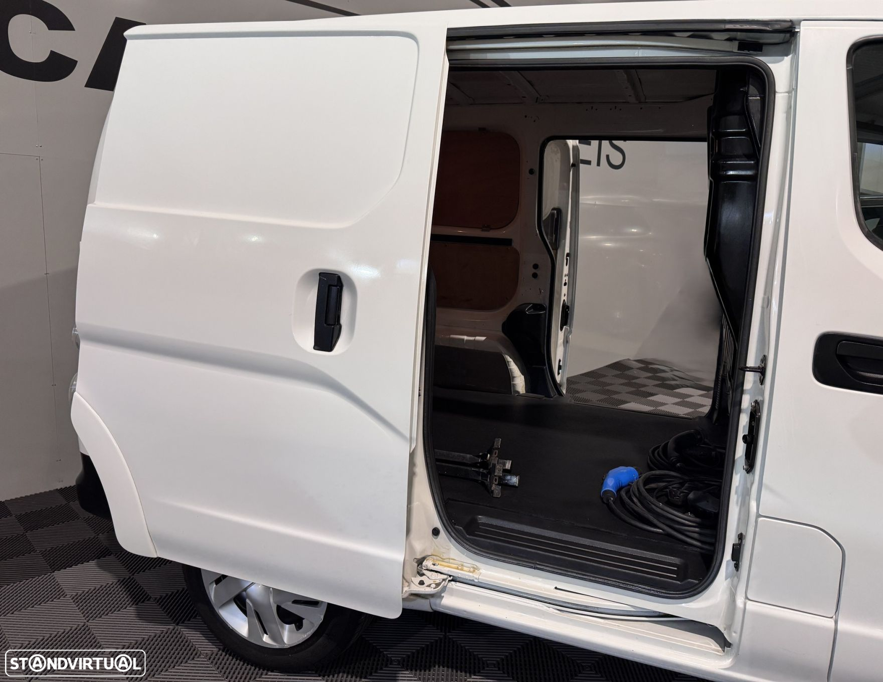 Nissan E-NV200 5p Premium Grelha - 10
