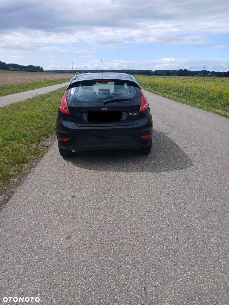 Ford Fiesta - 5
