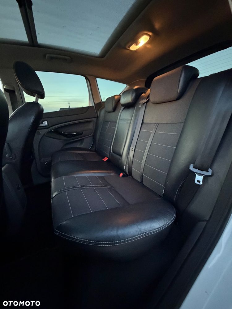 Ford Kuga 2.0 TDCi Titanium S - 29