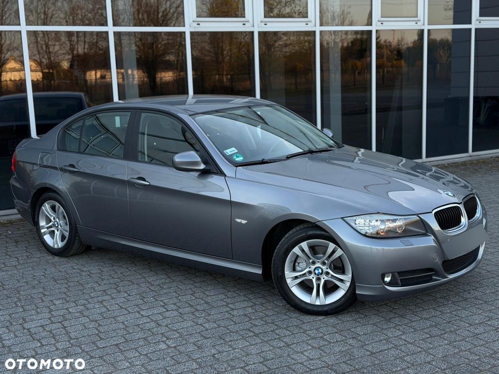 BMW Seria 3 - 16