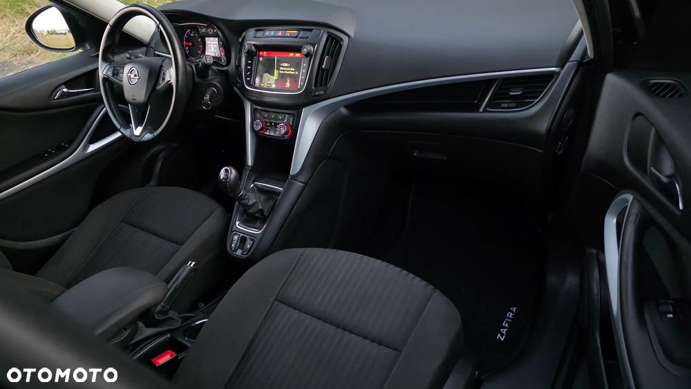 Opel Zafira - 22