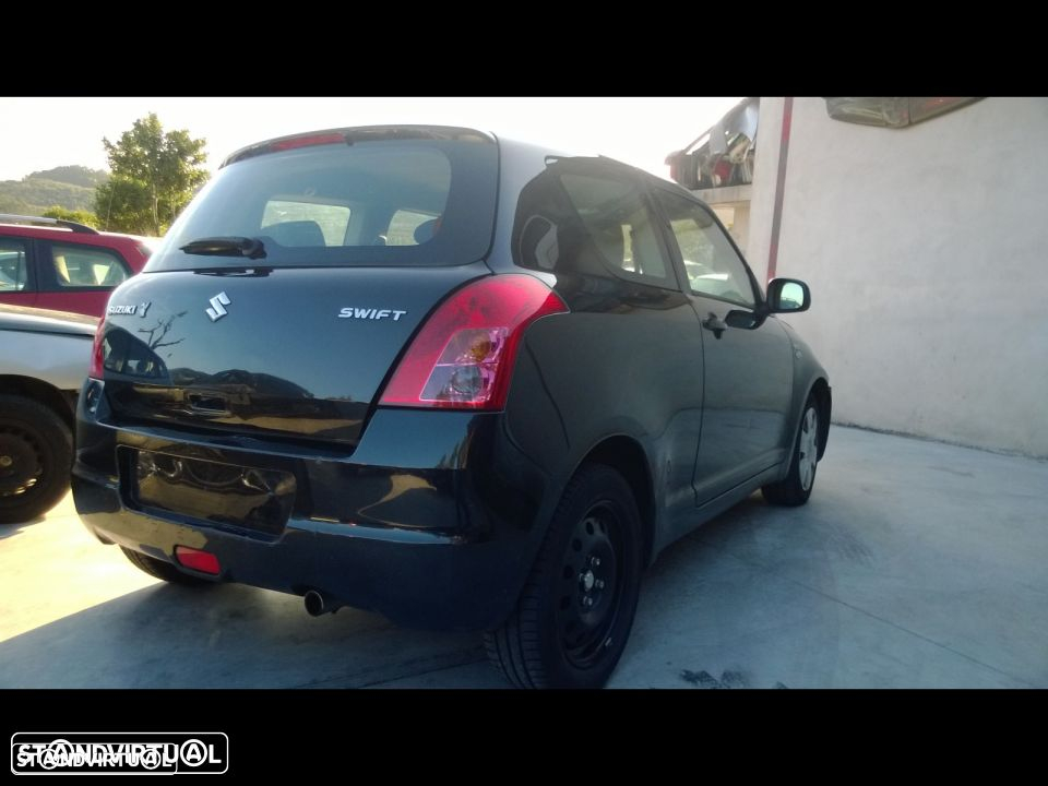 Traseira/Frente/Interior Suzuki Swift 2009 DDIS - 2